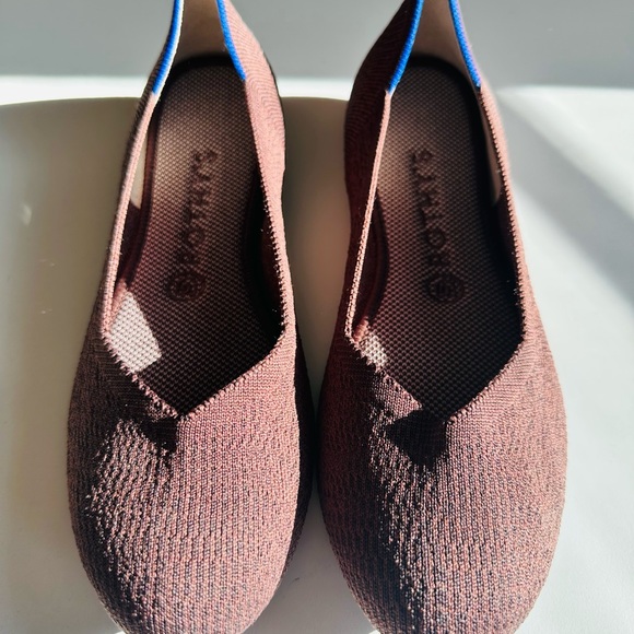 Rothy’s Truffle Python W9 - Picture 5 of 6